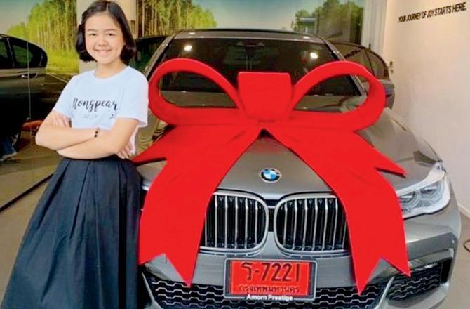 ર્થ-ડે ગિફ્ટમાં ખરીદી BMW