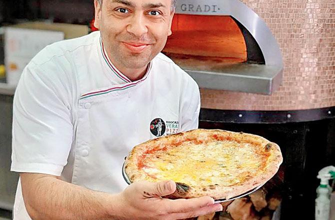 ઓસ્ટ્રેલિયાના શેફે બનાવ્યો છે પિઝા 