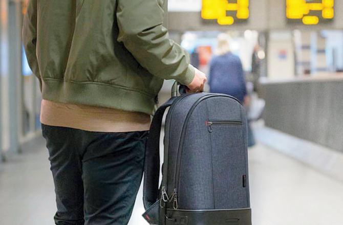 ફિન્ગરપ્રિન્ટવાળી બૅગ આવી ગઈ