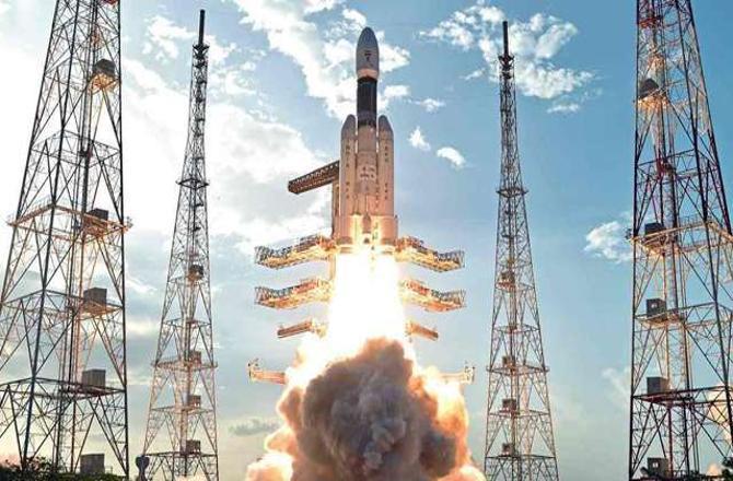 PM મોદી સાથે જુઓ ચંદ્રની સપાટી પર Chandrayaan 2નું લેન્ડિંગ