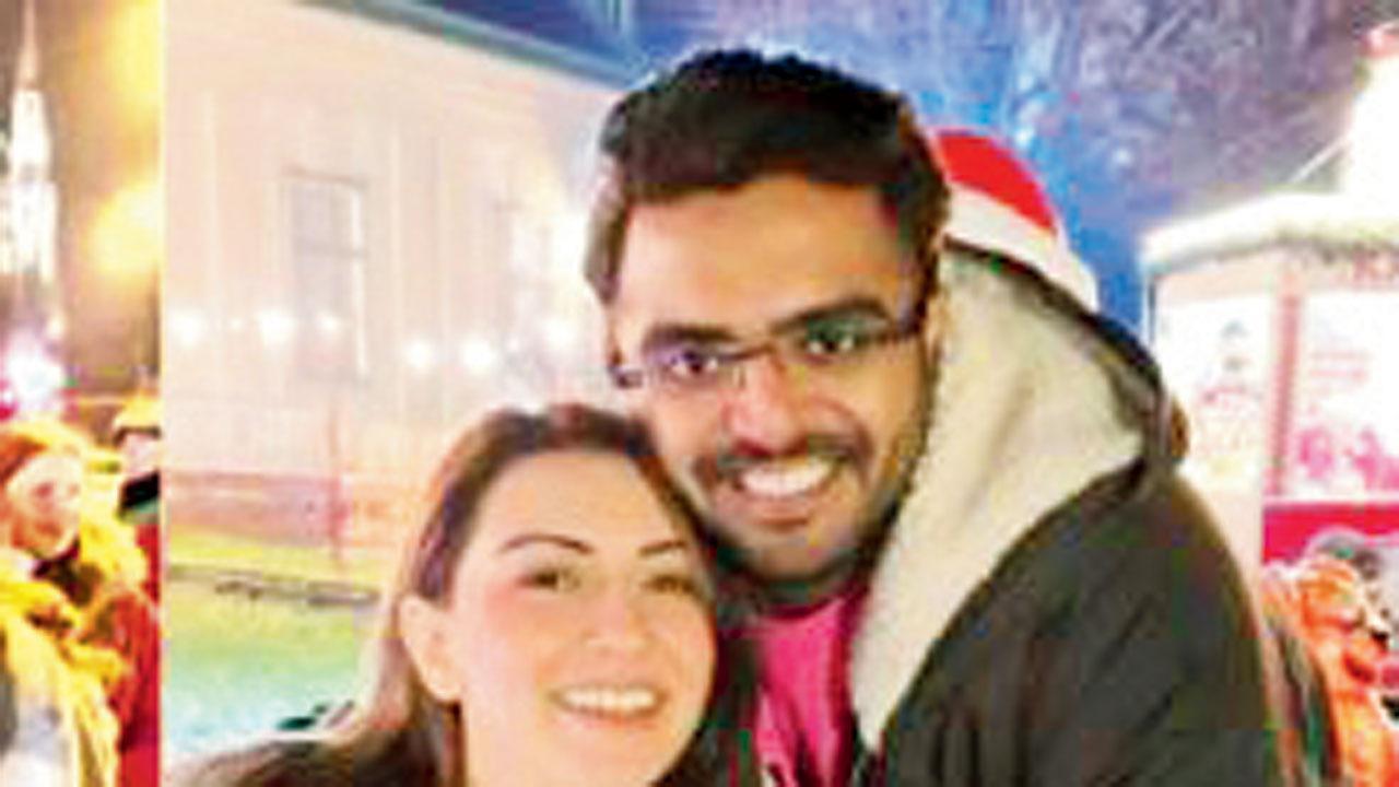 હંસિકા મોટવાણી વિએનામાં હસબન્ડ સોહેલ ખતુરિયા સાથે હનીમૂન મનાવી રહી છે