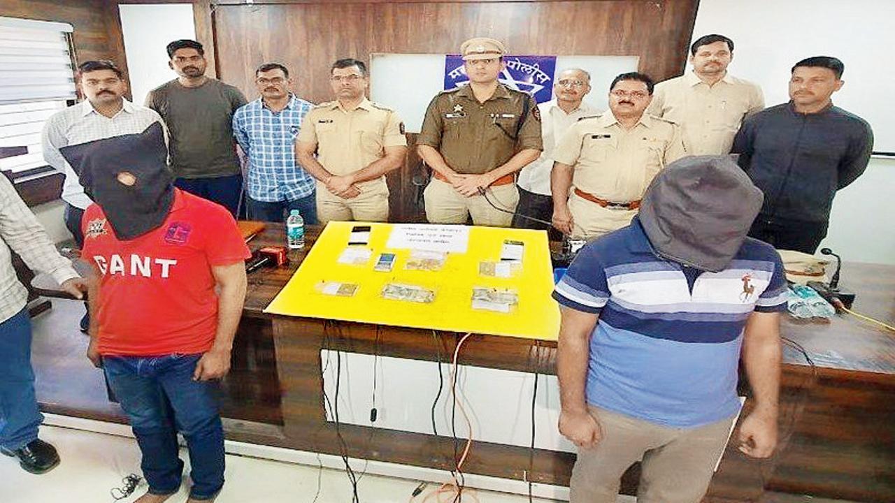 સોનાની મૂર્તિને બદલે પિત્તળની મૂર્તિ મૂકીને ચોરી કરનારા આરોપીઓ