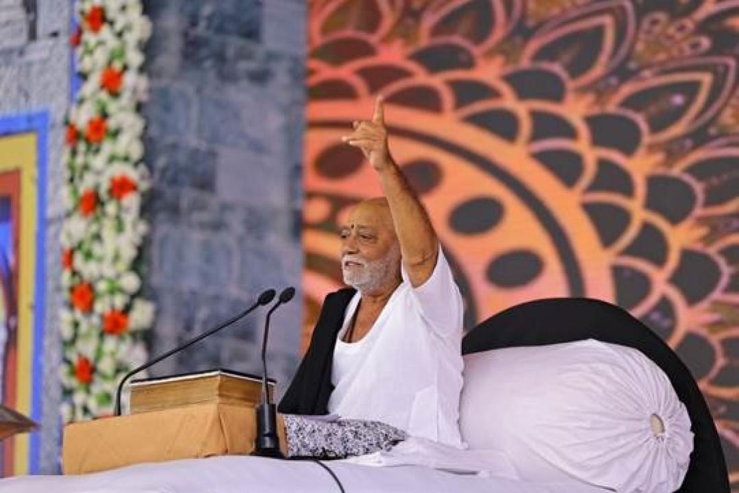 મોરારીબાપુ