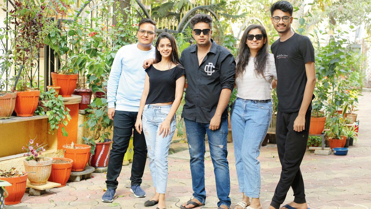 આદિત્ય શુક્લ, વિરાલી વ્યાસ, મલ્હાર સોની, મિલોની માસ્ટર, રાજ લાડવા