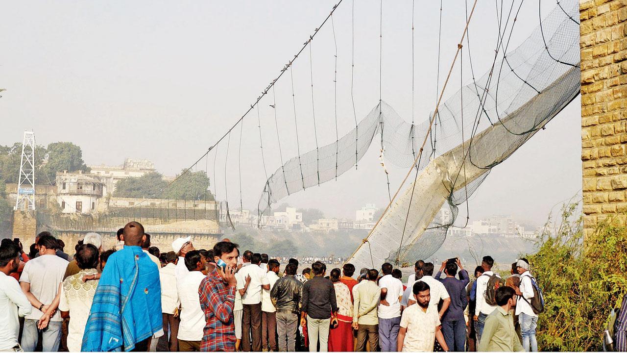 મોરબીના પીડિતોને વળતર મુદ્દે ગુજરાત હાઈ કોર્ટે રાજ્ય સરકારની ઝાટકણી કાઢી