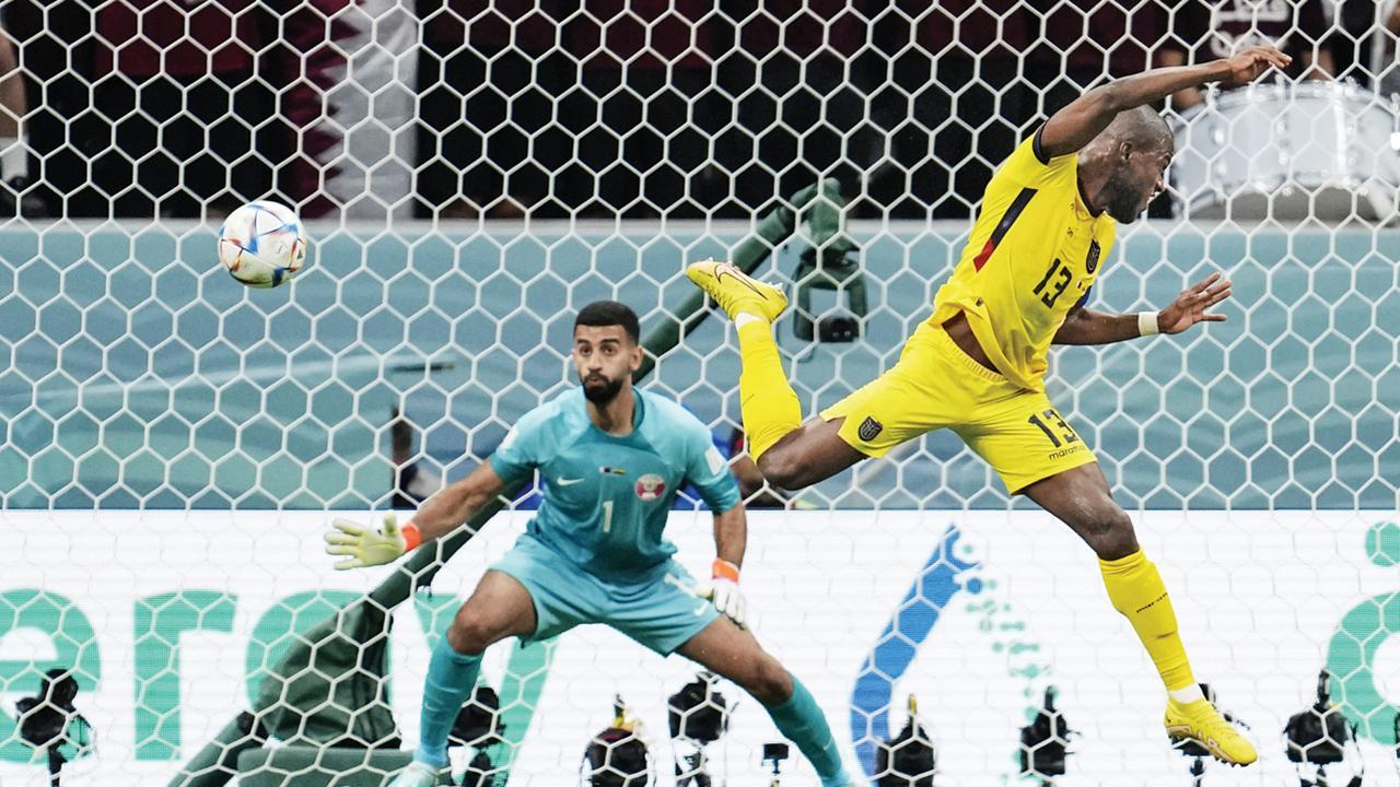 ઇક્વાડોરનો કૅપ્ટન એનર વાલેન્સિયાએ તેને પોતાની તાકાતનો પરચો કરાવી દીધો હતો અને ફર્સ્ટ-હાફમાં ઉપરાઉપરી બે ગોલ કરીને કતારને પરાજય જોવડાવ્યો હતો