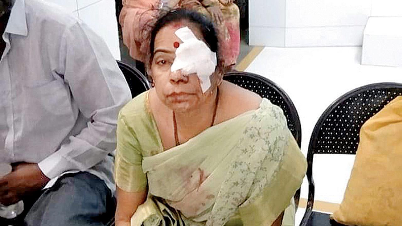 પથ્થરમારામાં ગંભીર રીતે જખમી થયેલાં રખમાબાઈ પાટીલ