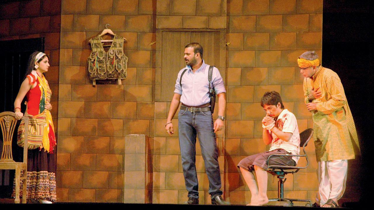 સનત વ્યાસને તમે કાસ્ટ કરો એટલે તમારું અડધું કામ પતી ગયું એમ જ સમજવાનું.