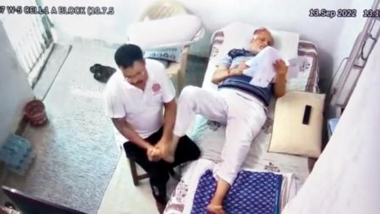 દિલ્હીની તિહાર જેલમાં મસાજ કરાવતા ‘આપ’ના પ્રધાન સત્યેન્દર જૈન