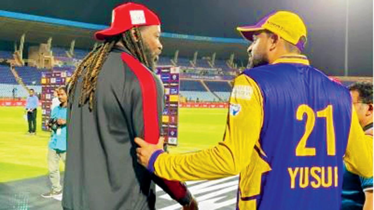 યુસુફ પઠાણને ભેટમાં જોઈએ છે ગેઇલનું બૅટ