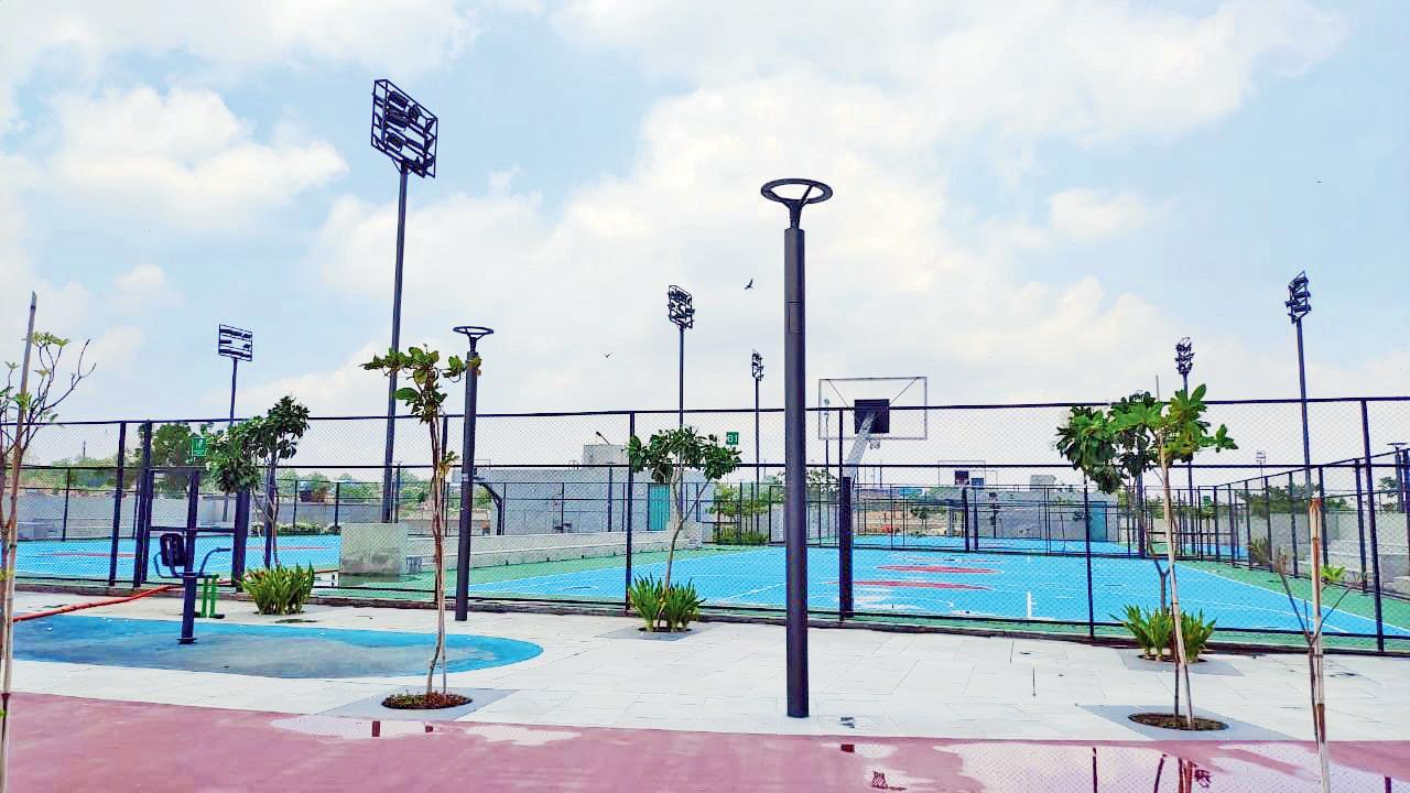 અમદાવાદની સાબરમતી નદીના કિનારે બનેલો રિવરફ્રન્ટ સ્પોર્ટ્‍સ પાર્ક.