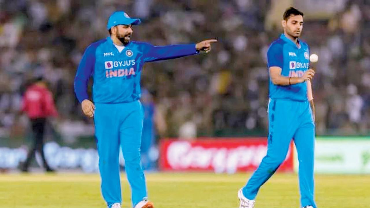 રોહિત શર્મા અને ભુવનેશ્વર કુમાર