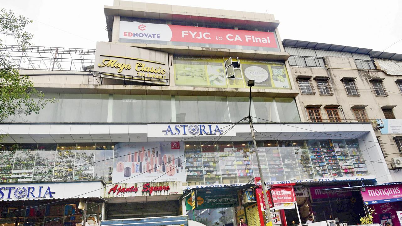 બોરીવલી-વેસ્ટના અજંટા સ્ક્વેરમાં સાગર ફોટોકૉપીની દુકાન આવેલી છે (તસવીર : અતુલ કાંબળે)