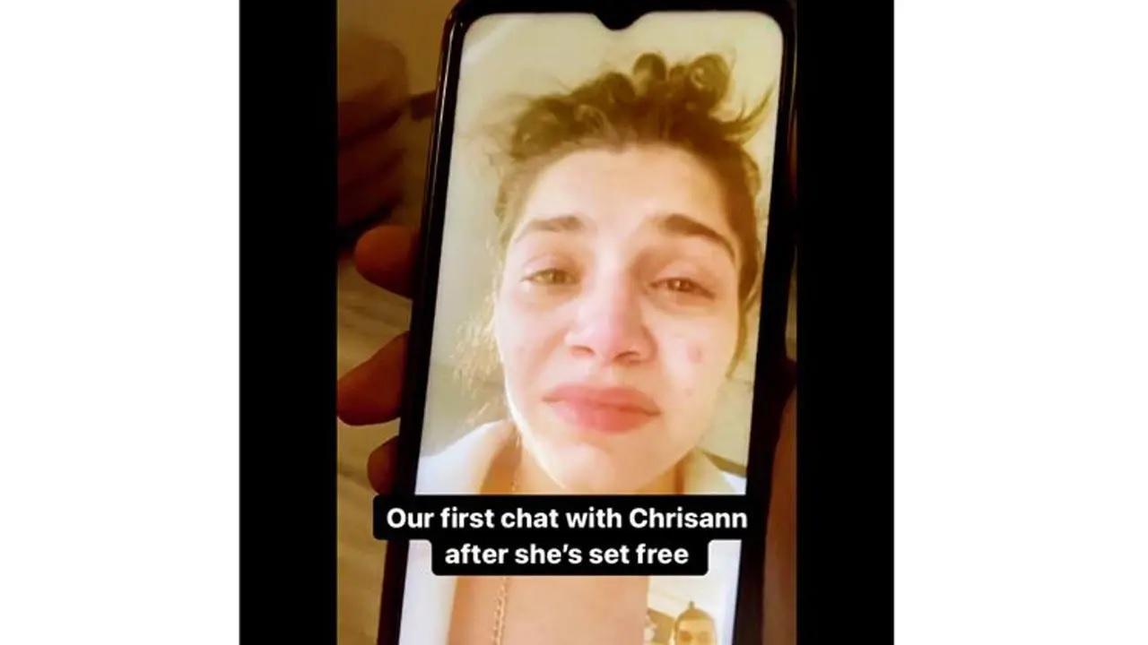 જેલમાંથી છુટ્યા બાદ ક્રિસન પરેરાએ ભાઈ સાથે વીડિયો કૉલમાં વાત કરી હતી જેની તસવીર તેના ભાઈએ ઇન્સ્ટાગ્રામ પર શૅર કરી હતી