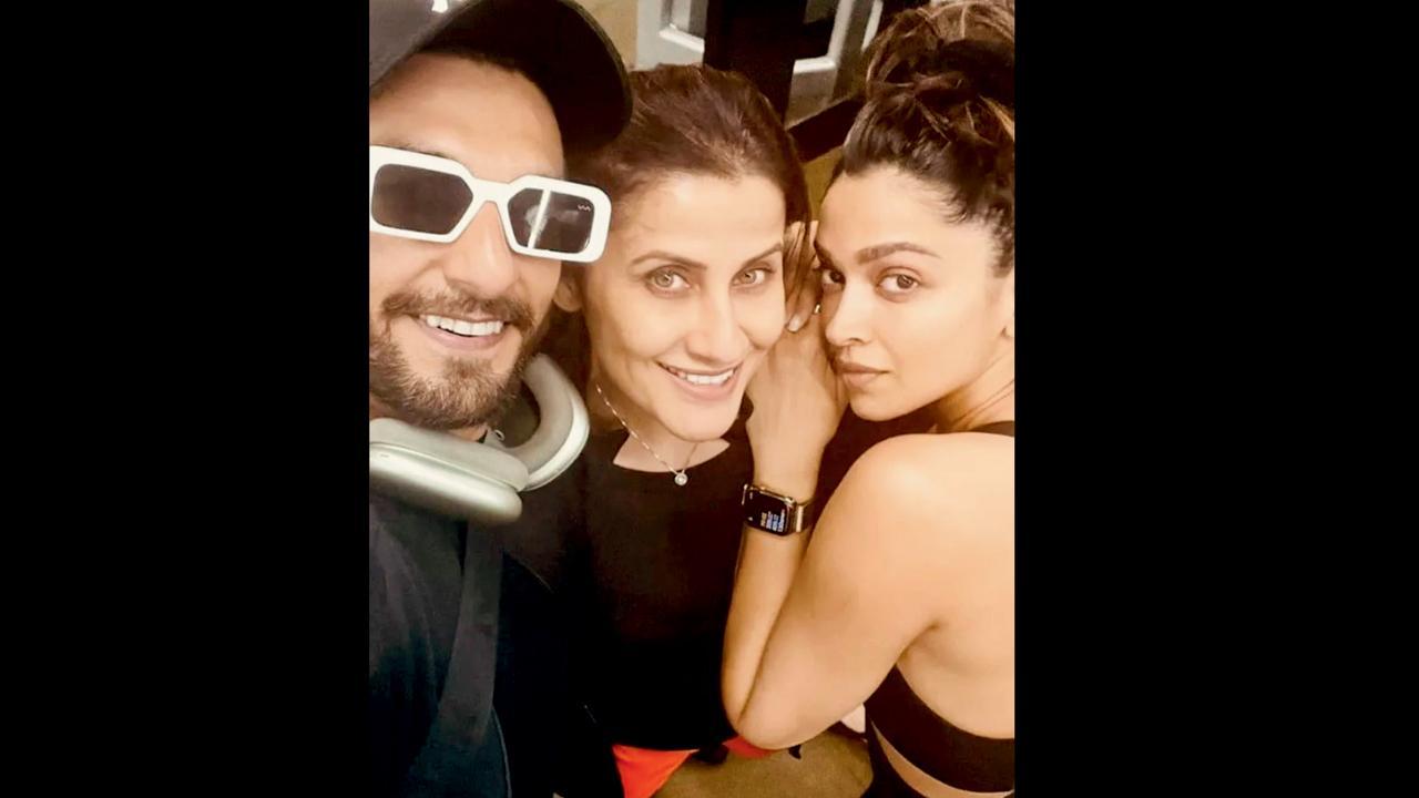 દીપિકા પાદુકોણ અને રણવીર સિંહ હાલમાં સાથે જિમમાં કસરત કરતાં જોવા મળ્યાં હતાં.