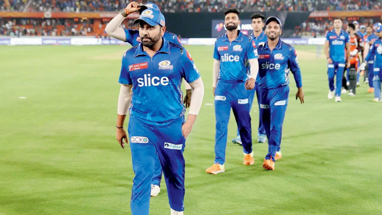 રોહિત શર્મા સાત મૅચમાં માત્ર ૧૮૧ રન બનાવી શક્યો છે. તસવીર iplt20.com