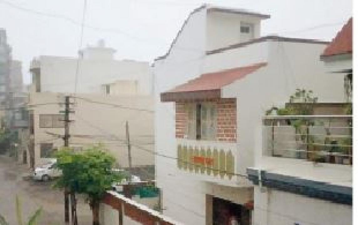 જૂનાગઢ શહેરમાં ગઈ કાલે વરસાદ વરસ્યો હતો. 