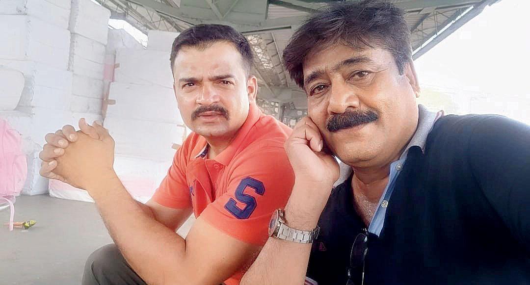 Ashwin Gohil with Girish Birasis Ashwin Gohil with Girish Birasis