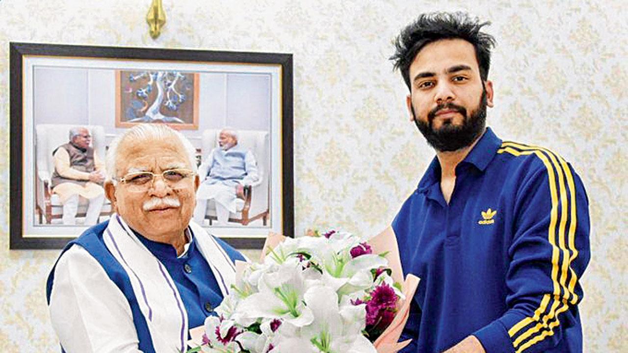 ‘બિગ બૉસ OTT 2’ના વિજેતા એલ્વિશને અભિનંદન આપ્યાં હરિયાણાના મુખ્ય પ્રધાને