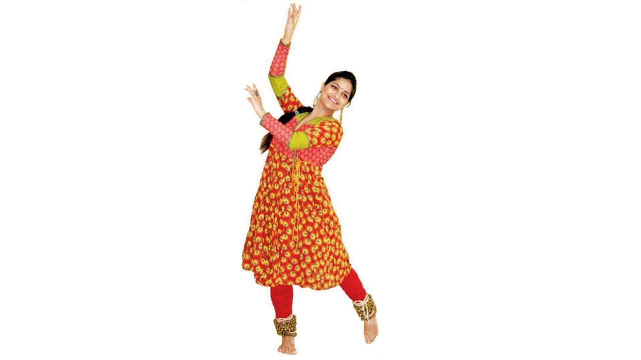 દિવ્યાંગ છોકરી જીવનના તમામ પડકારો વચ્ચે પણ કેવી રીતે ડાન્સના ક્ષેત્રમાં અવ્વલ પુરવાર થાય છે એ વાત એટલે અમારું નાટક ‘ગરવી ગુજરાતણે રંગ રાખ્યો’.