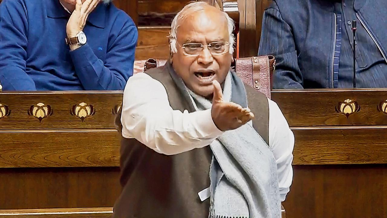 કૉન્ગ્રેસના અધ્યક્ષ મલ્લિકાર્જુન ખડગે