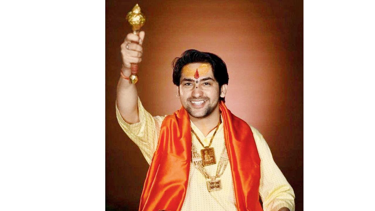 ધીરેન્દ્ર કૃષ્ણ શાસ્ત્રી