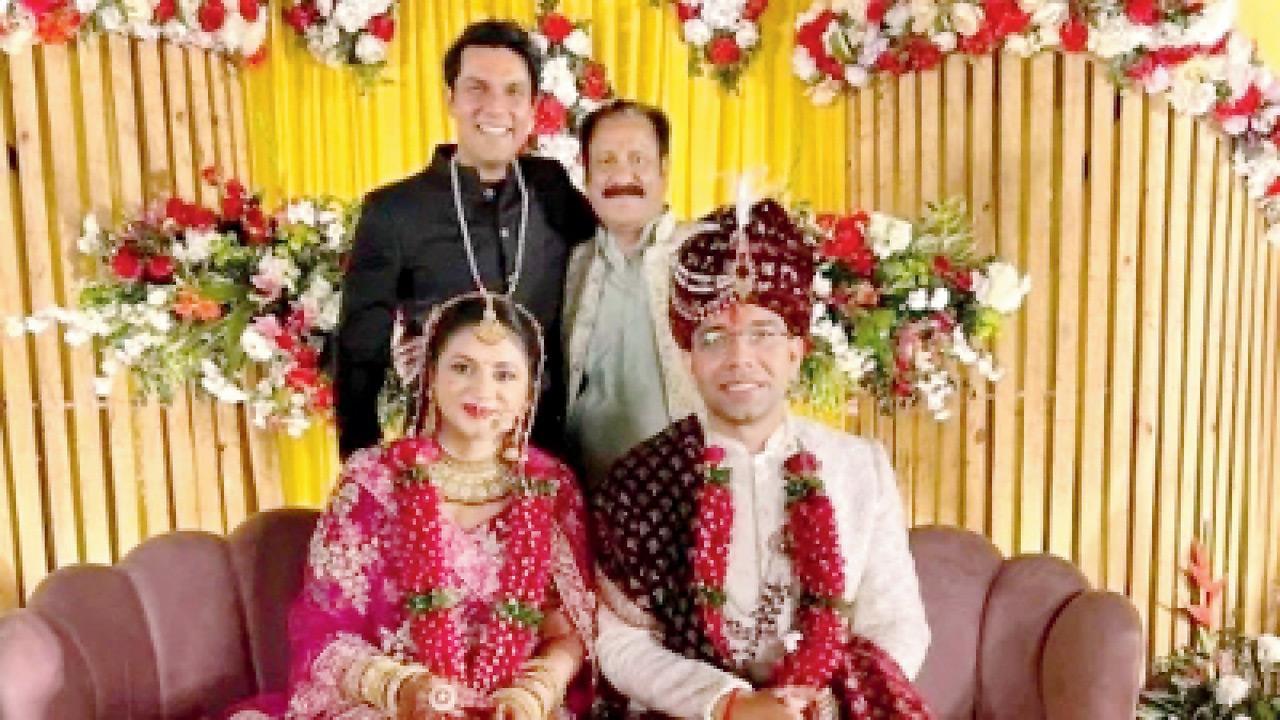 ઉત્તર પ્રદેશના ભૂતપૂર્વ પોલીસ ઑફિસર અવિનાશની દીકરીનાં લગ્નમાં હાજર રહીને ખુશ થયો રણદીપ હૂડા