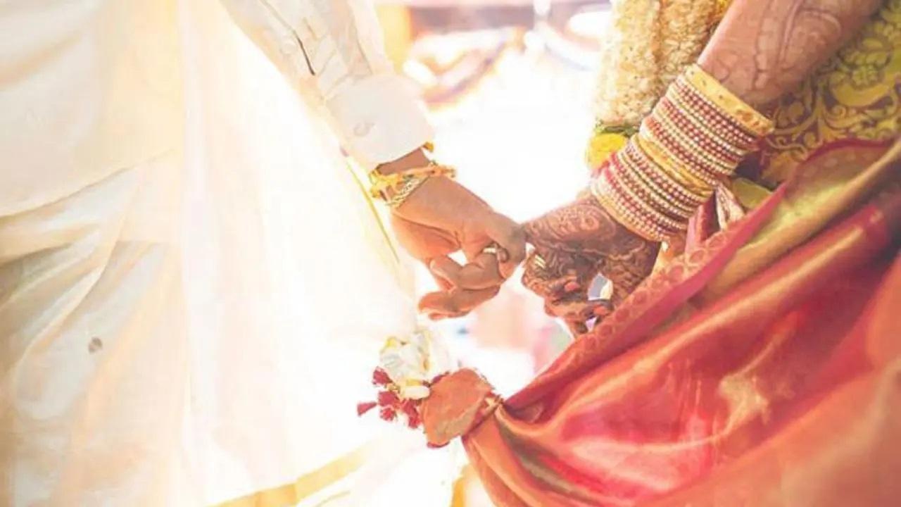 પ્રતીકાત્મક તસવીર