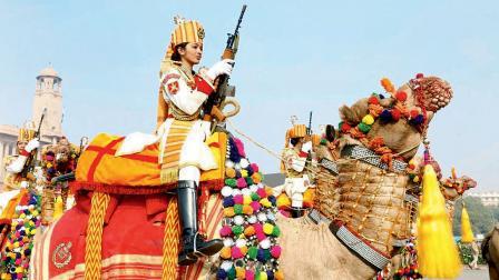 બીએસએફની મહિલા ટુકડી ઊંટના કાફલા સાથે પરેડમાં ભાગ લેશે