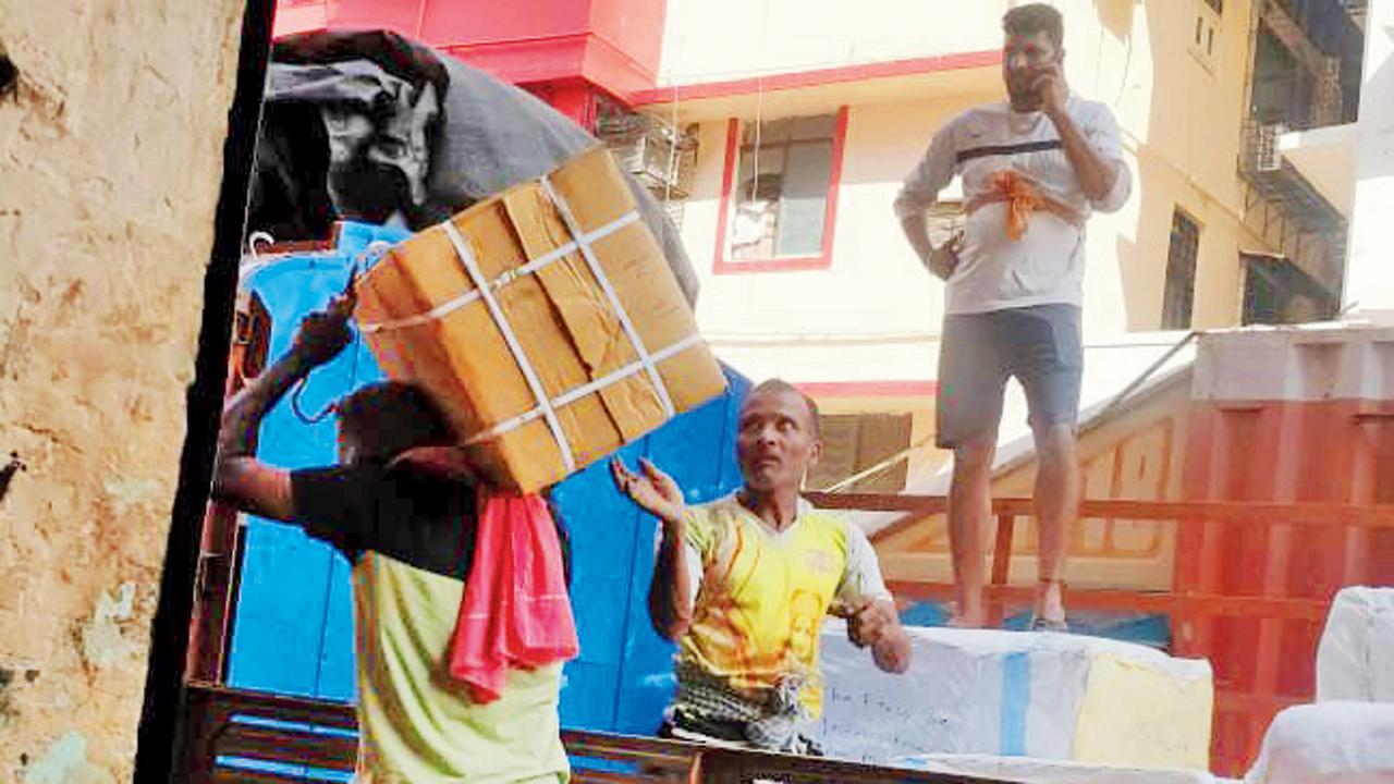 ટ્રાફિક ઘટાડવા જતાં બિઝનેસ ઘટી ગયો