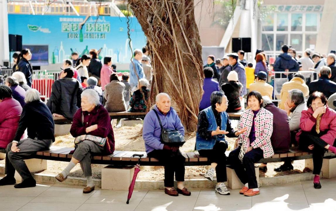 ચીન સમૃદ્ધ બને એ પહેલાં વૃદ્ધ થઈ જશે?