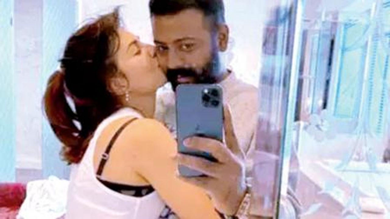 જૅકલિન ફર્નાન્ડિસ અને સુકેશ ચન્દ્રશેખર 