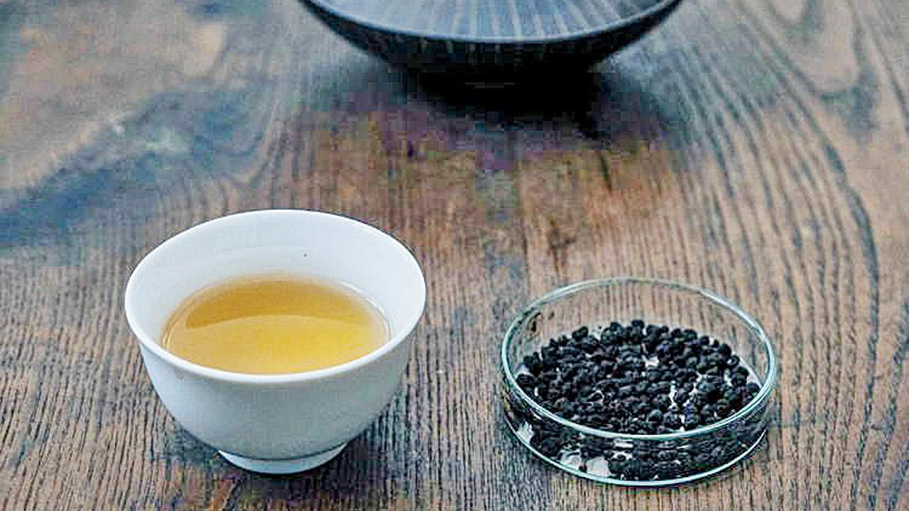 ઇયળની હગારમાંથી તૈયાર કરવામાં આવી ચા