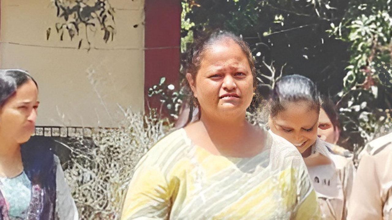 આરોપી મહિલાને ગઈ કાલે કોર્ટમાં હાજર કરવામાં આવી હતી.