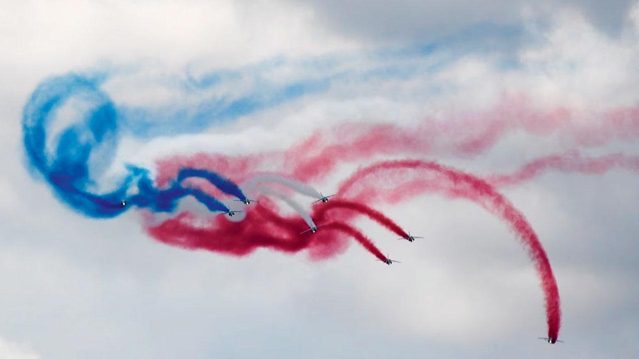 ફ્લાઇંગ કલર્સ