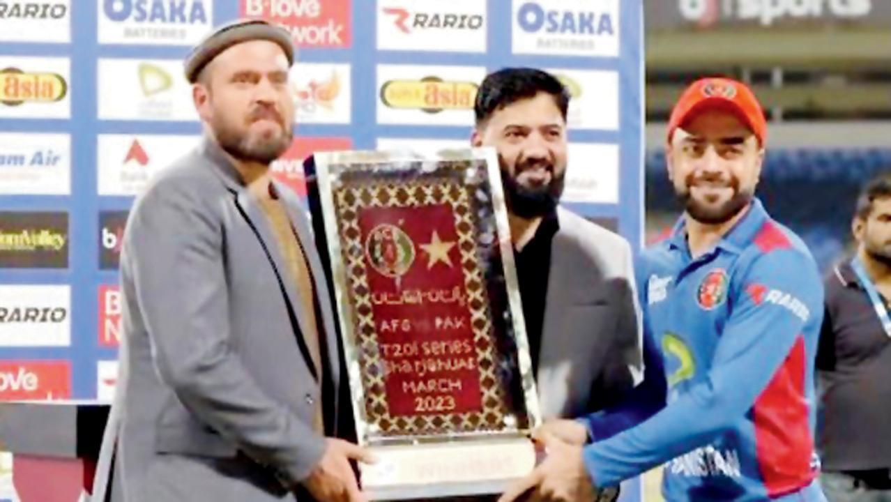 અફઘાનિસ્તાન પહેલી વાર પાકિસ્તાન સામે સિરીઝ જીત્યું. રાશિદ ખાનની પાકિસ્તાન સામે કૅપ્ટન તરીકે આ પહેલી શ્રેણી હતી અને એમાં તે વિજયી થયો.