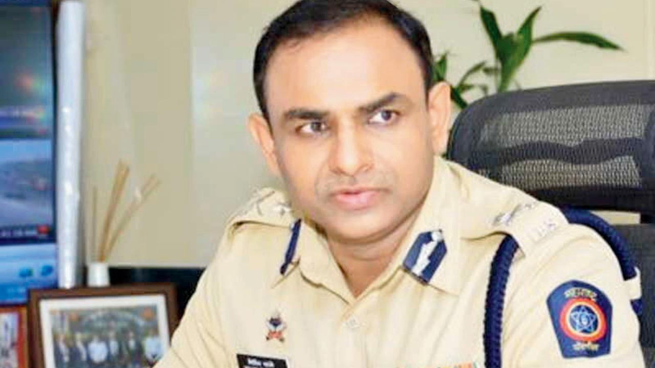 નવી મુંબઈના પોલીસ કમિશનર મિલિંદ ભારમ્બેની આ પહેલ છે
