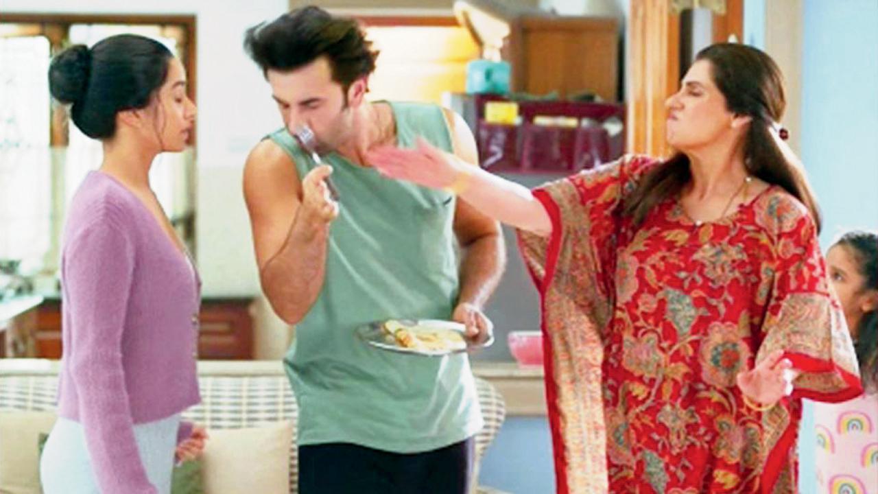 રણબીરને ૧૫-૨૦ તમાચા માર્યા હતા ડિમ્પલ કાપડિયાએ