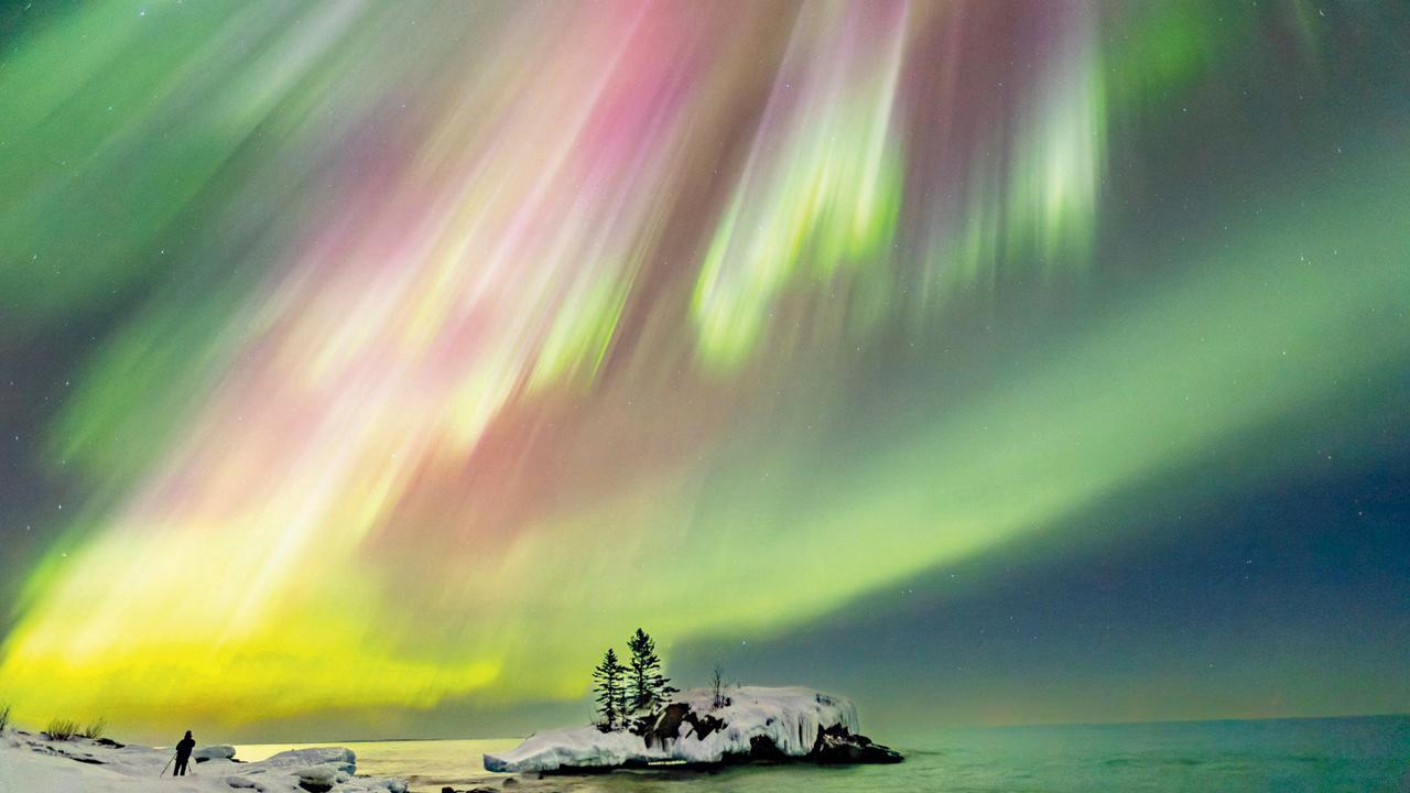 અમેરિકાના આકાશમાં જોવા મળ્યો નૅચરલ લાઇટ શો