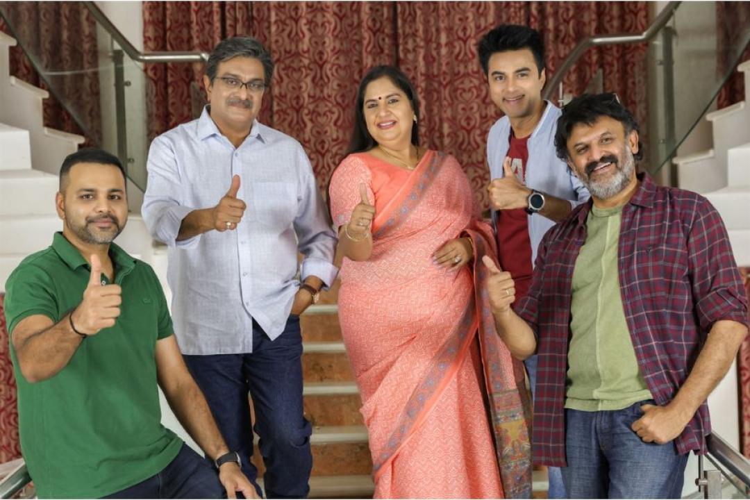 બૂશર્ટ ટી – શર્ટ