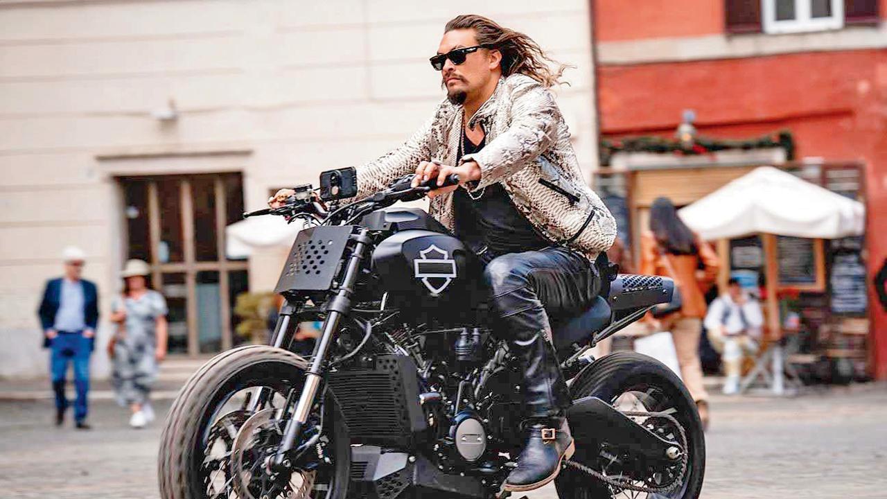 ફાસ્ટ એક્સ રિવ્યુ: જેસન મોમોઆએ બચાવી લાજ