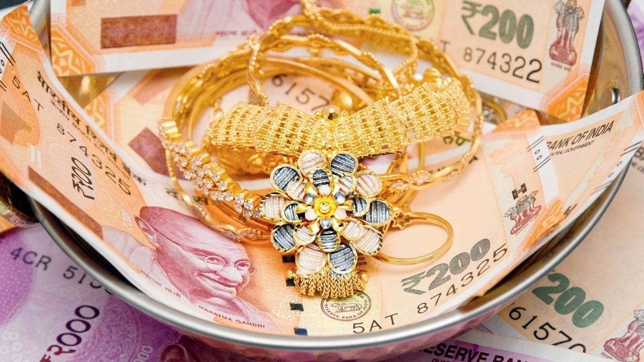 પ્રતીકાત્મક તસવીર