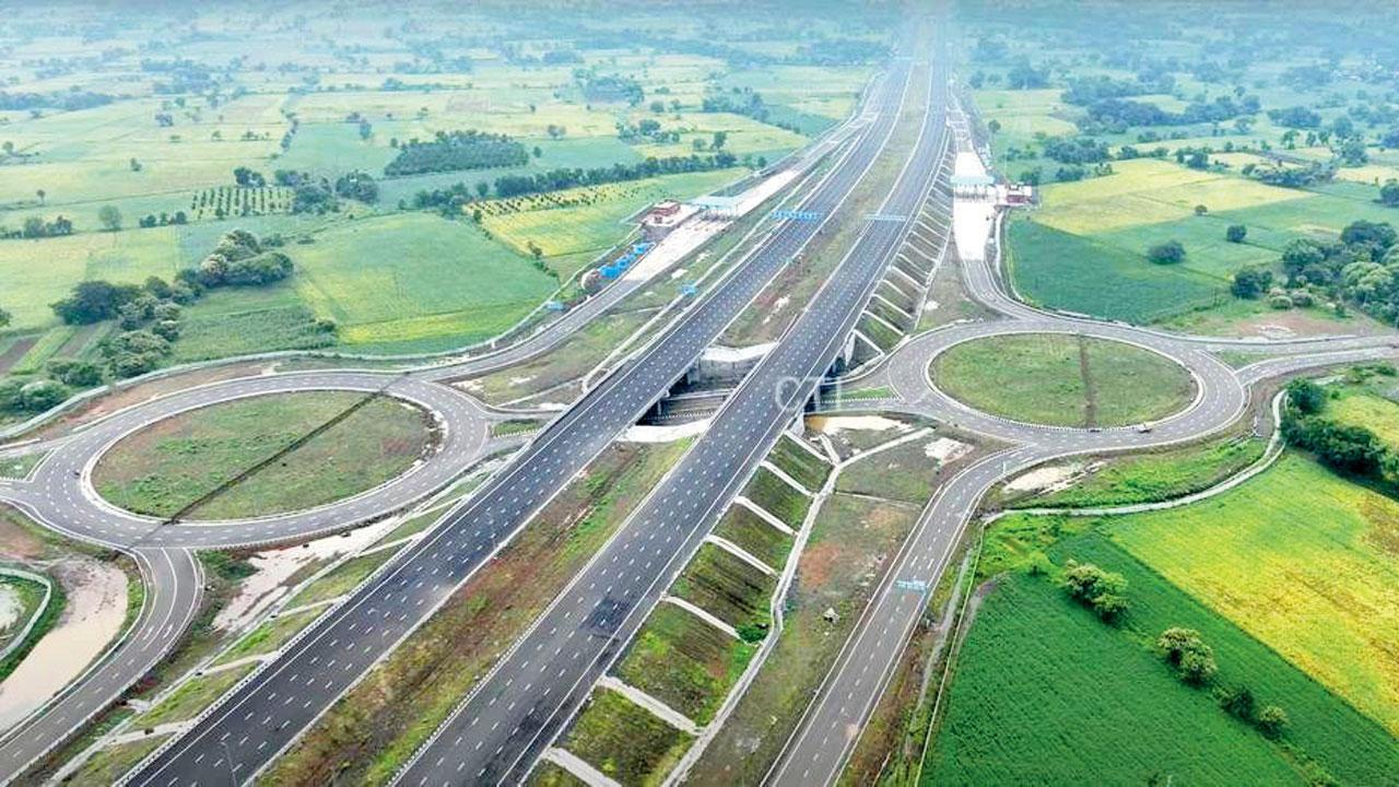 દિલ્હીથી વડોદરા સુધીનો લોકાર્પણ કરવામાં આવેલો એક્સપ્રેસવે