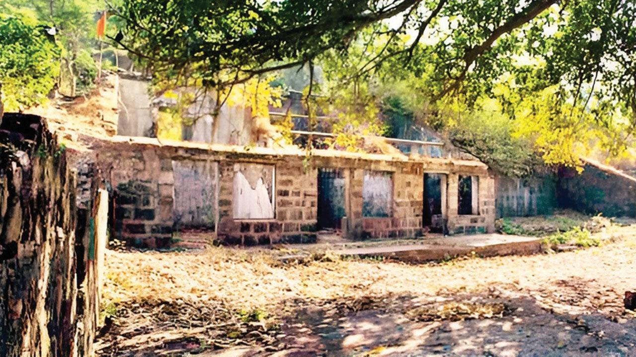 જ્યારે આખા મુંબઈની વસ્તી હતી ૫૦૦૦ અને વાર્ષિક ઊપજ હતી ૭૦૦ રૂપિયા 