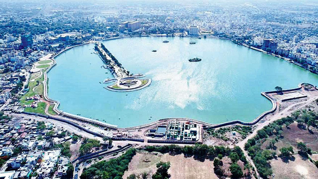 અમદાવાદમાં આજે ૧૫ હજારથી વધુ મહિલાઓ પીએમનું કરશે અભિવાદન