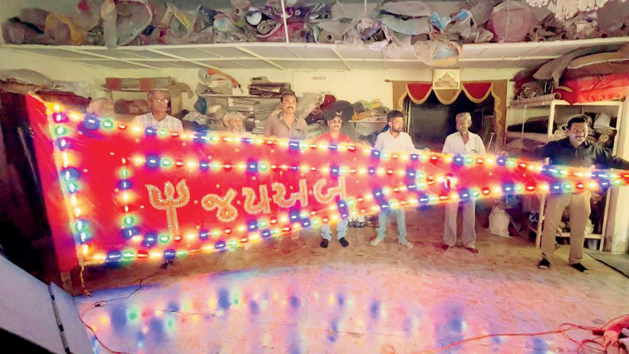 વઢવાણના સંઘે બનાવેલી ડિજિટલ ધજા