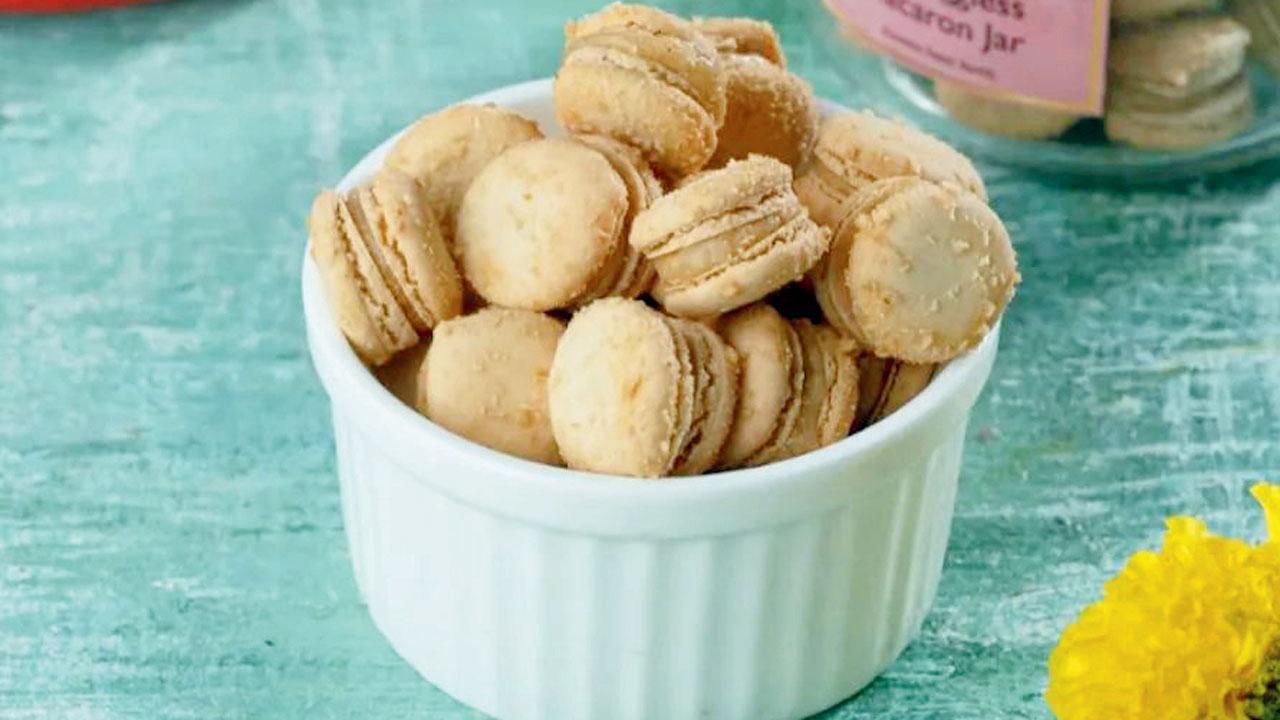 મોદક મૅકૅરોન