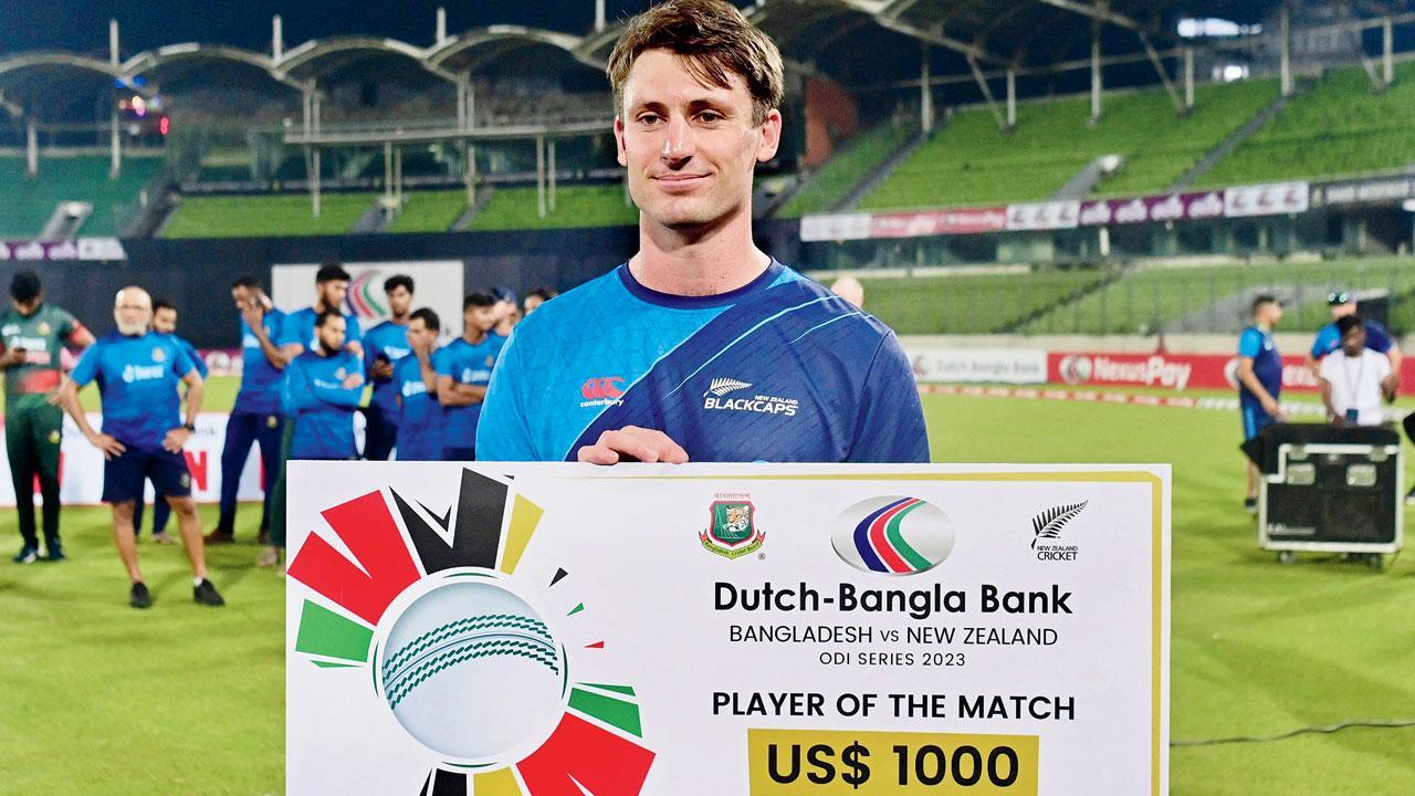 મૅન ઑફ ધ મૅચ વિલ યંગ. તે ૮૦ બૉલમાં ૭૦ રન બનાવીને અણનમ રહ્યો હતો (તસવીર : એ.એફ.પી.)