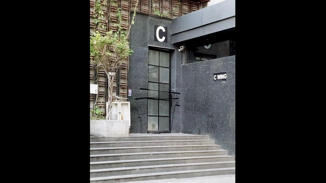 પ્રતીકાત્મક તસવીર