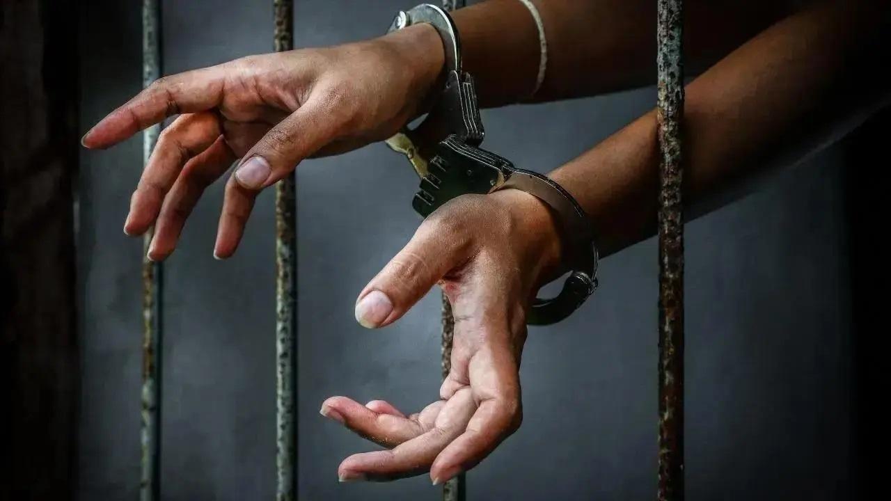 ધરપકડની પ્રતીકાત્મક તસવીર
